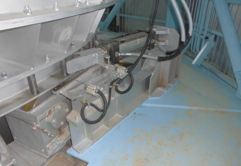 水平回転駆動装置の写真